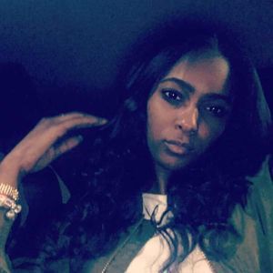 Meet your Posher, Malekah